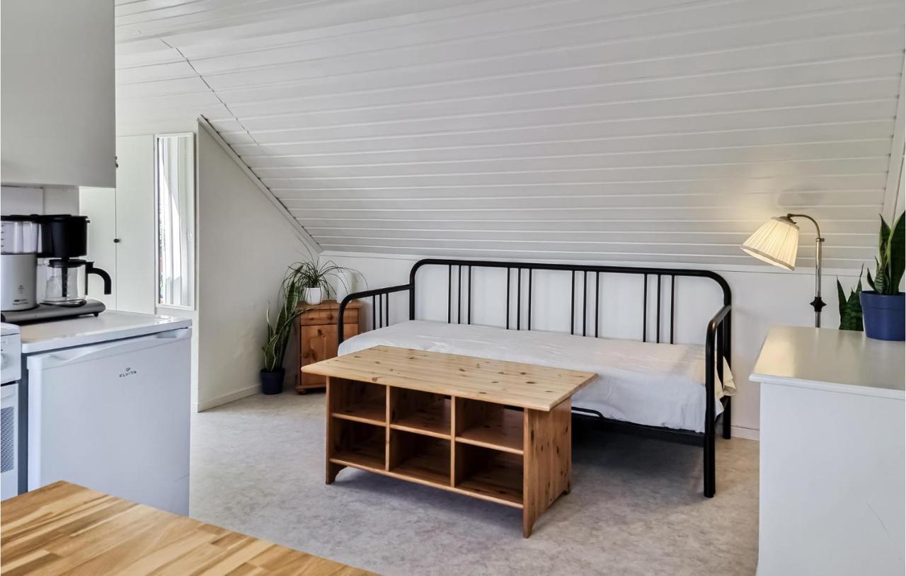 Stunning Apartment In Gullspang With Wifi Kültér fotó