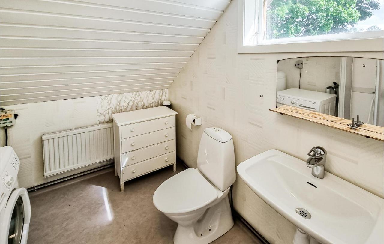 Stunning Apartment In Gullspang With Wifi Kültér fotó